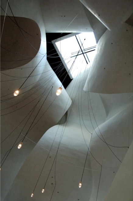 Gehry,&nbsp;2006 85 x 56 cm